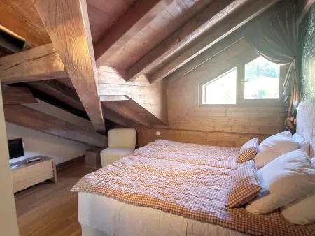 Penthouse 4 chambres aux Gets, vue Vieux Village : photo 8