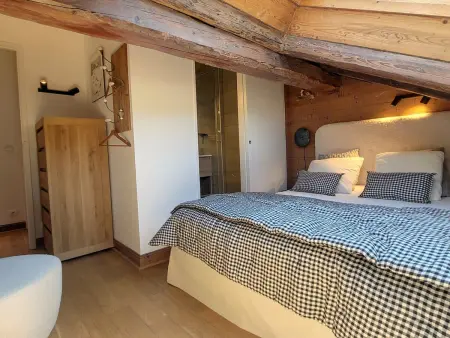 Penthouse 4 chambres aux Gets, vue Vieux Village : photo 11