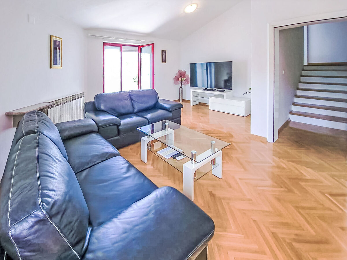 Maison Sonja avec piscine chauffée à Biograd na Moru - Photo 8
