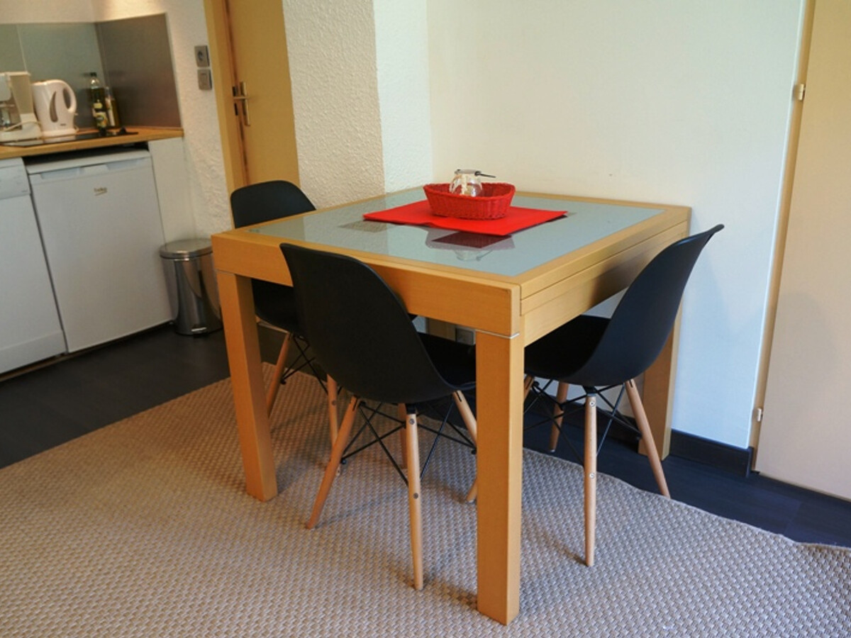Appartement 2 pièces au cœur de Chamonix avec jardin - Photo 3