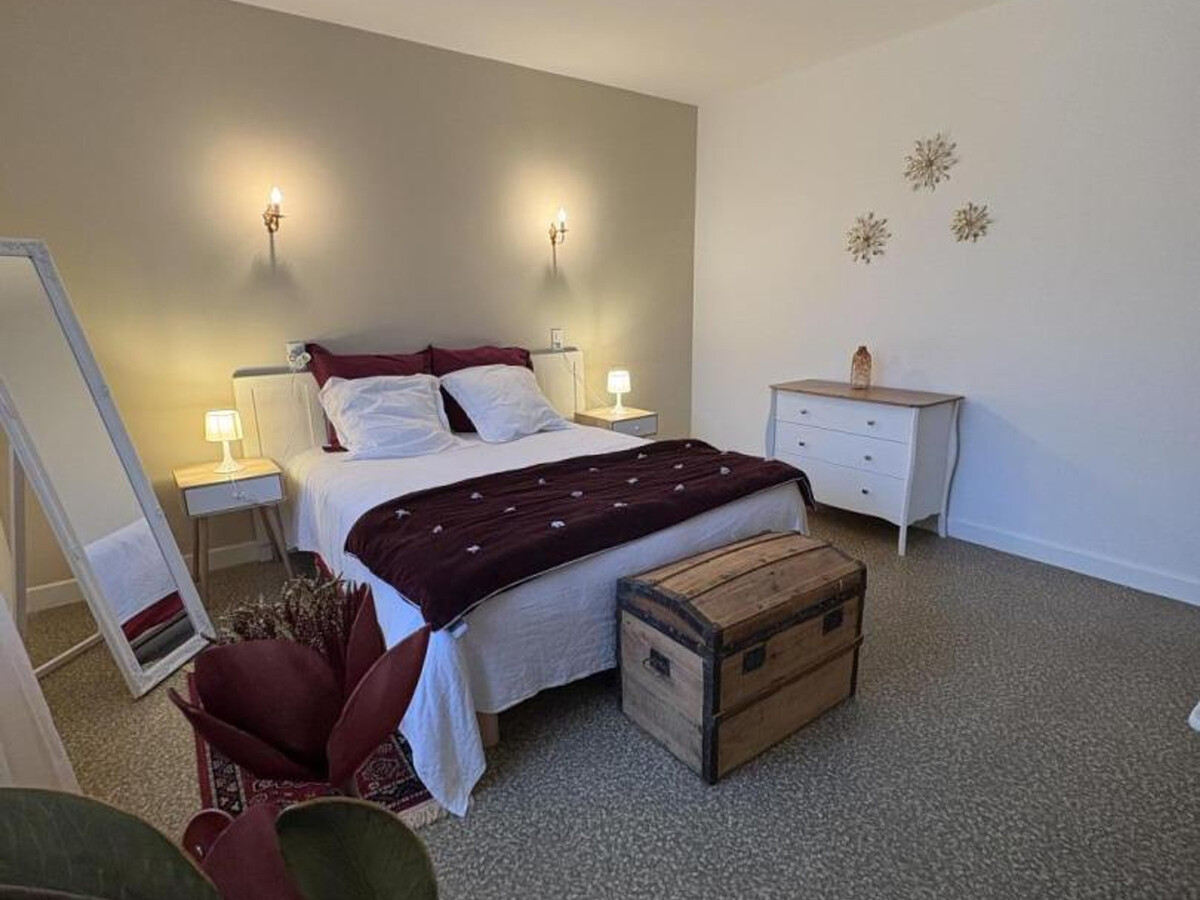 Gîte spacieux 6 pers. avec jardin 3000m², billard et garage électrique - Photo 12