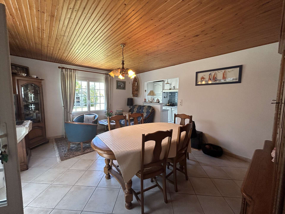 Maison 2 chambres à 400 m de la mer, jardin avec terrasse - Photo 8
