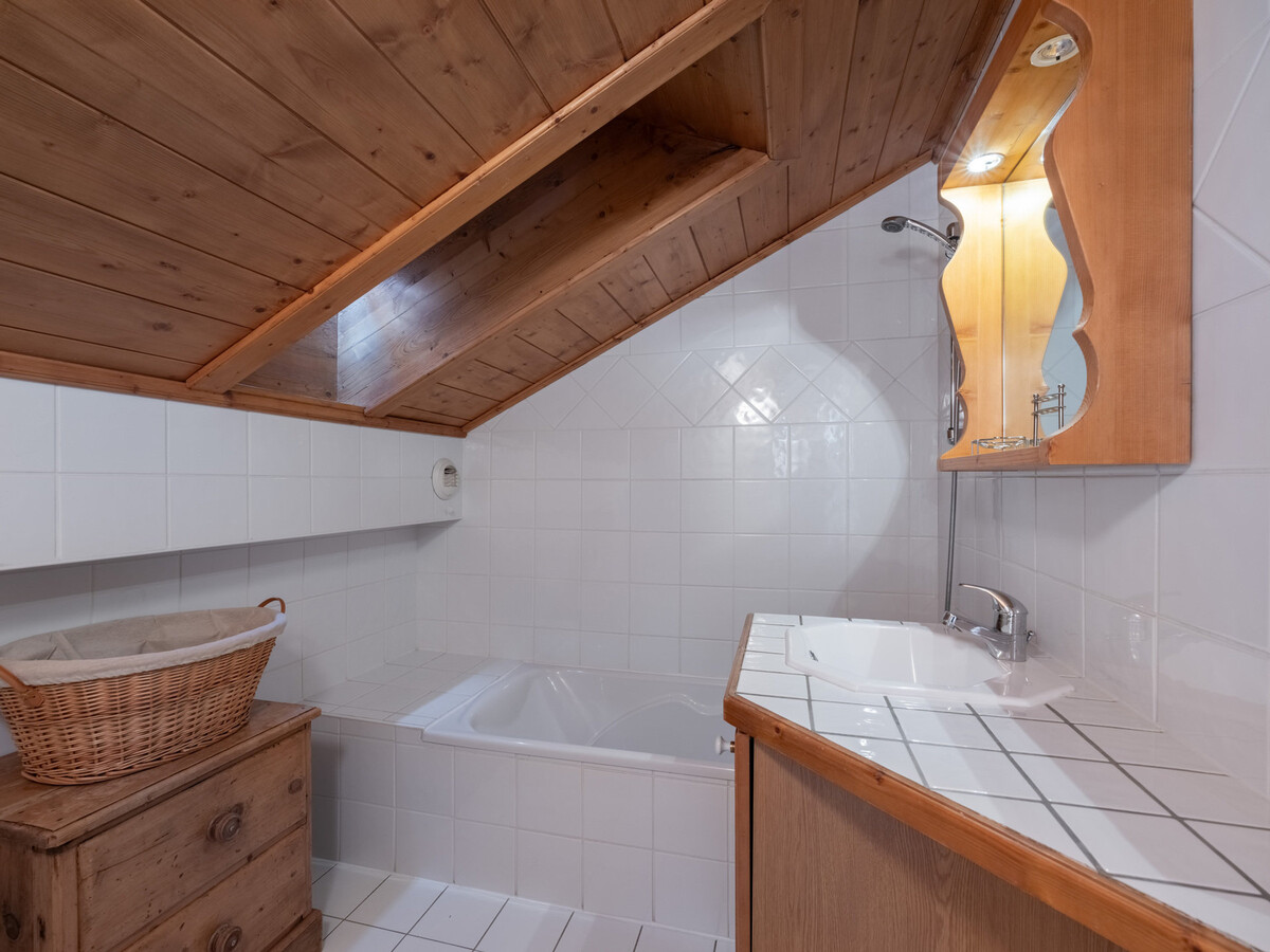 Duplex 120m² sauna et parking à Méribel - Photo 7