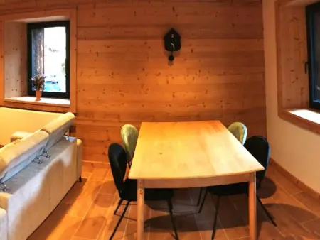 Appartement T3 rénové avec parking, terrasse et cour privative - Photo 1
