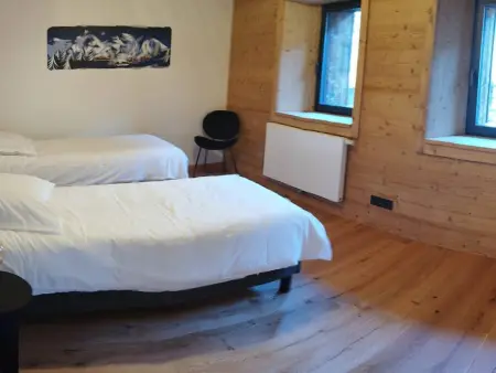 Appartement T3 rénové avec parking, terrasse et cour privative - Photo 4