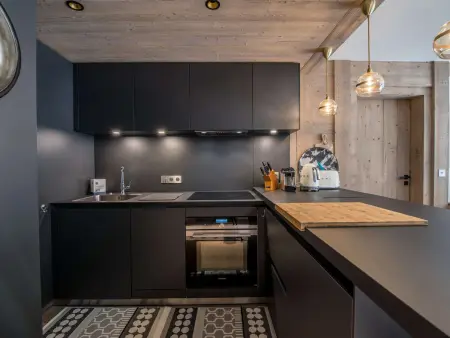 Appartement 6 pers. à Courchevel 1550, aux pieds des pistes : photo 2