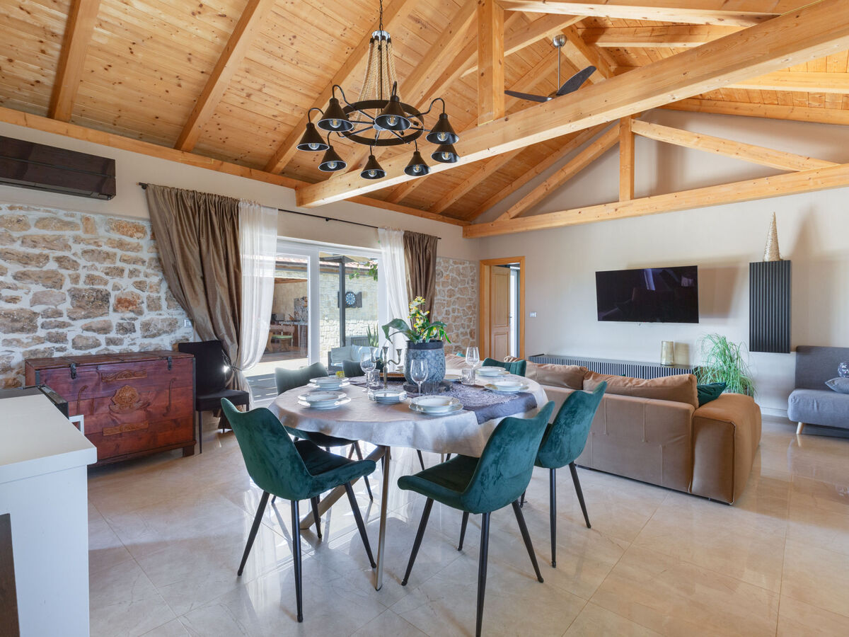 Villa Tanja à Zadar : maison 3 chambres avec piscine privée - Photo 8