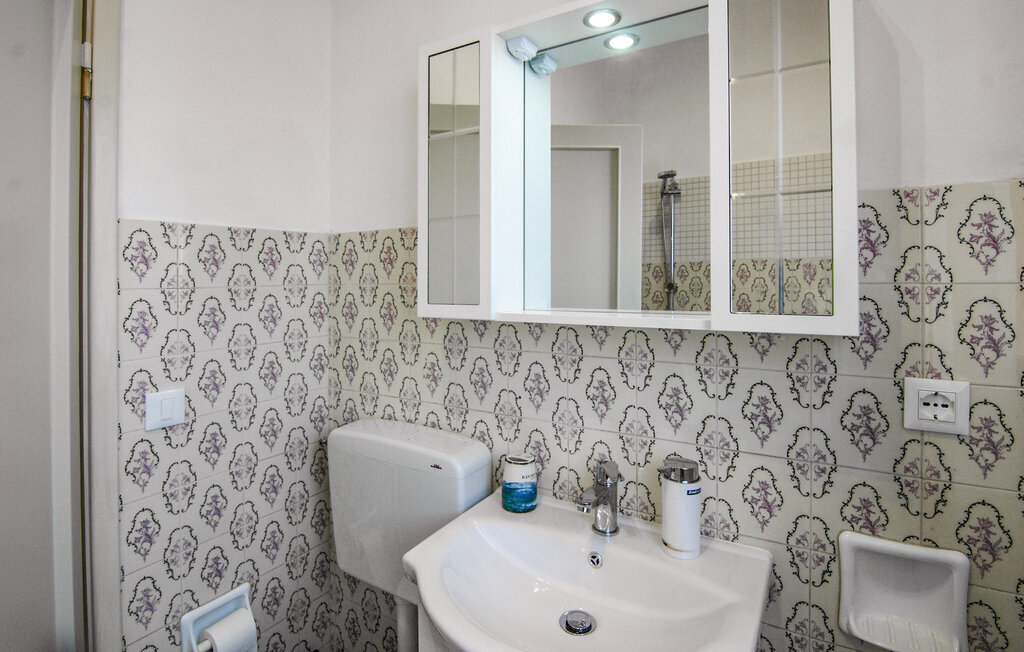 Nice home in Versilia, Maison 8 personnes à Pozzi - Photo 33