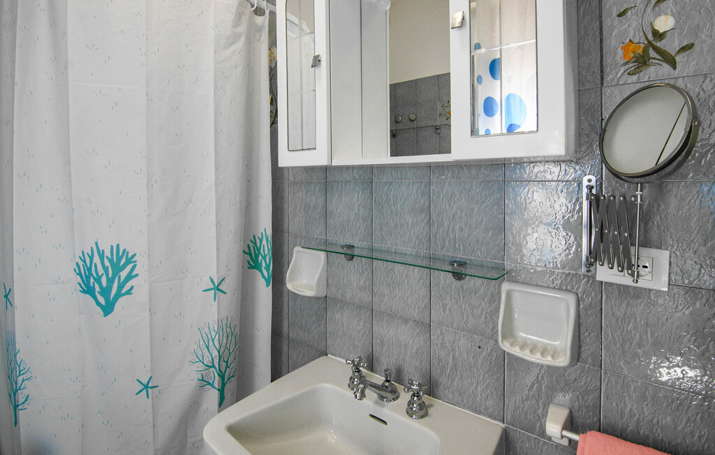 Nice home in Versilia, Maison 8 personnes à Pozzi - Photo 34