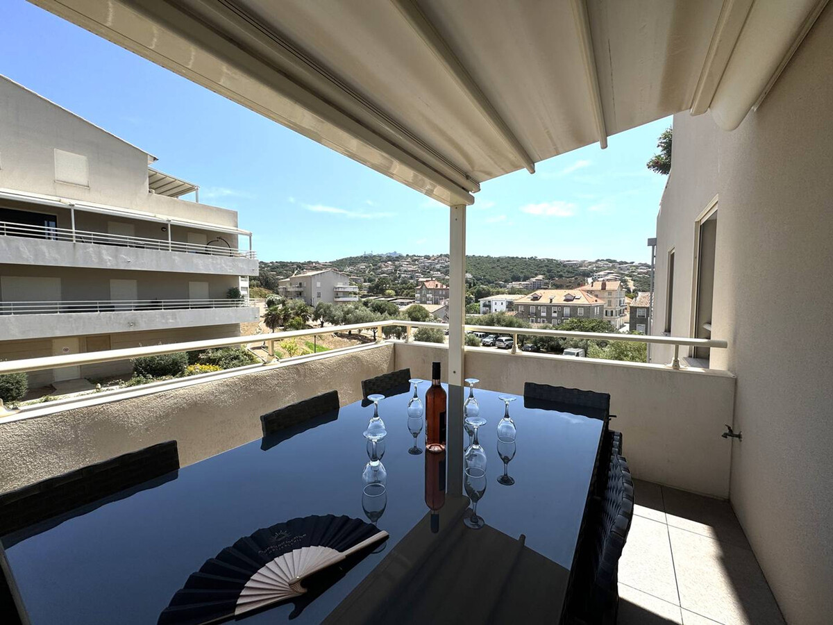 Appartement T2 Propriano, terrasse vue montagne - Photo 1