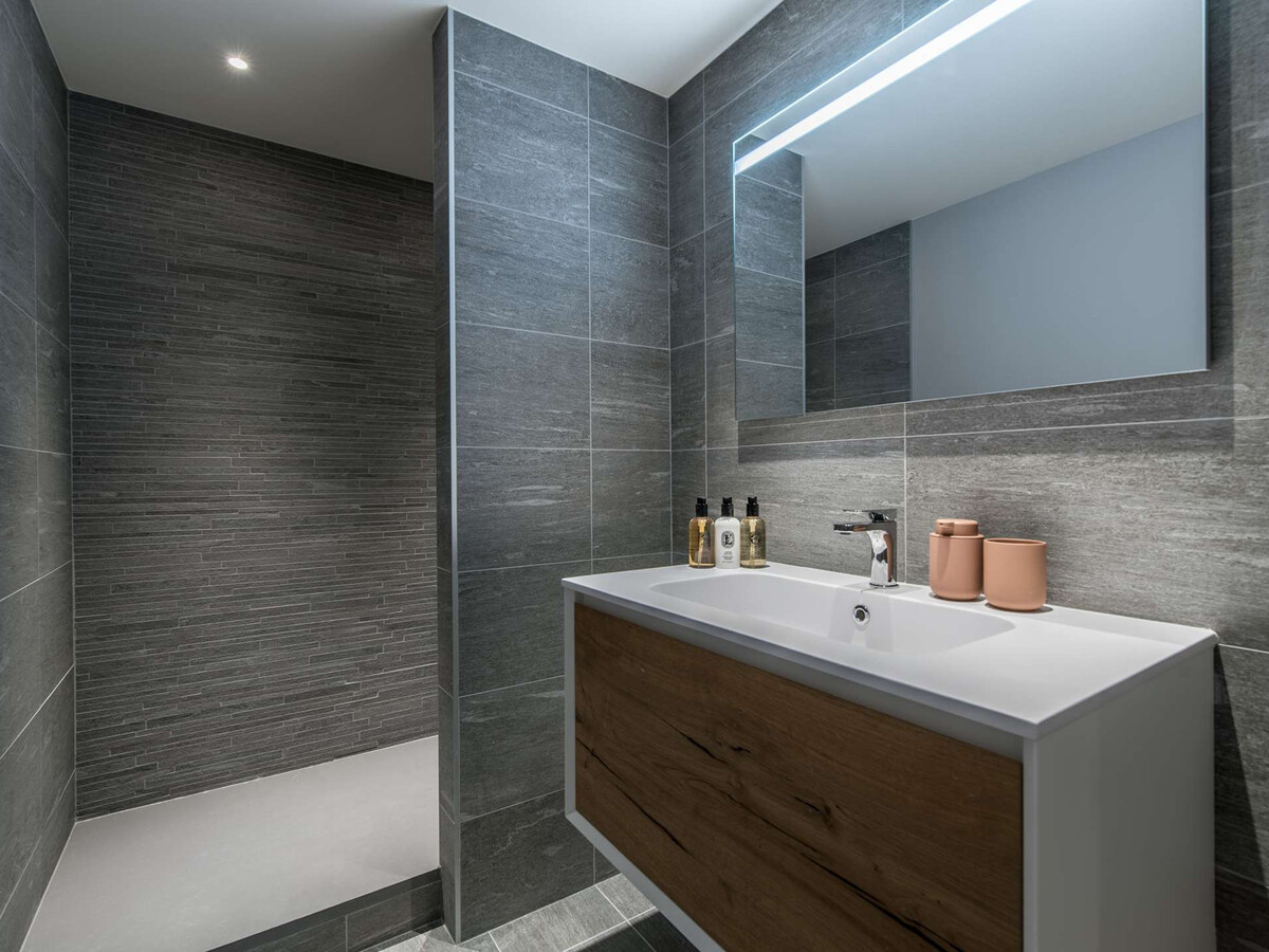 Appartement 4 pers, Courchevel Centre, balcon Sud-Est, accès pistes - Photo 8