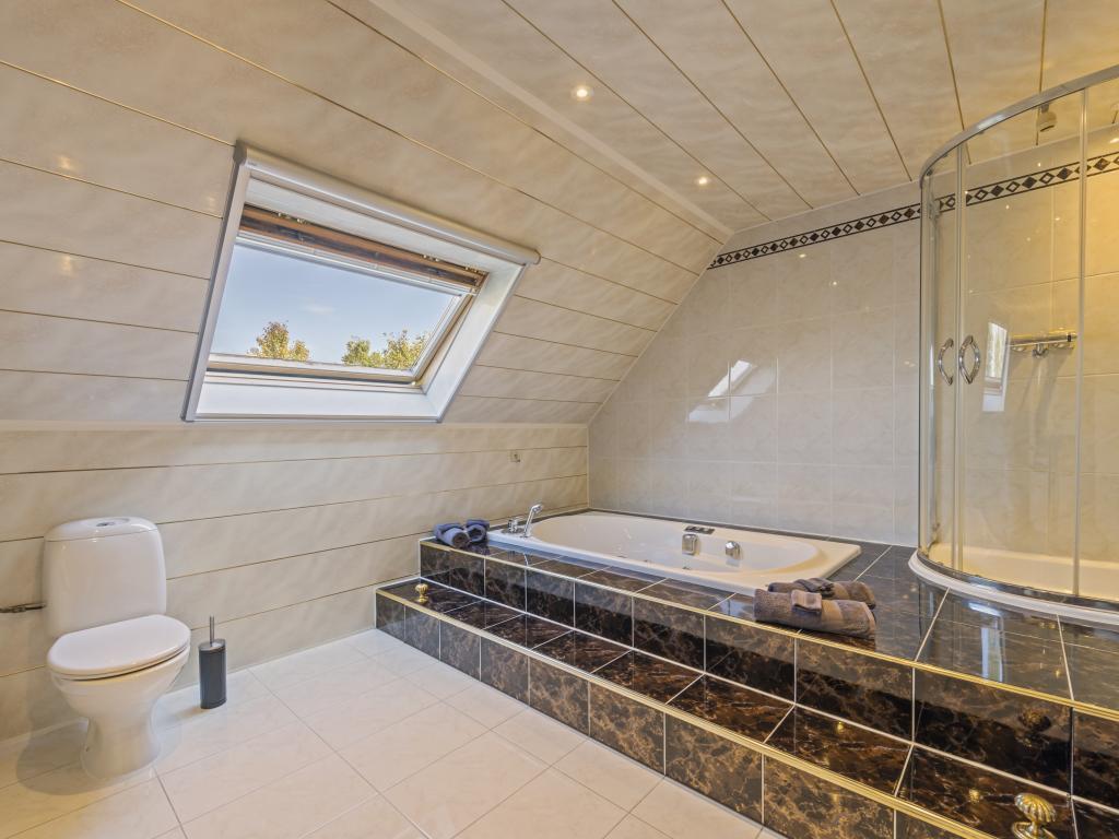 Villa Deluxe : maison avec piscine chauffée à Zedelgem - Photo 10