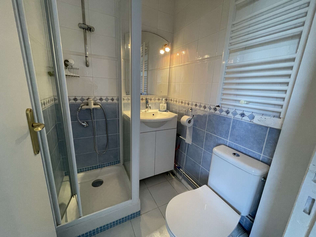 T2 + studio avec balcon vue mer, accès direct plage - Photo 21