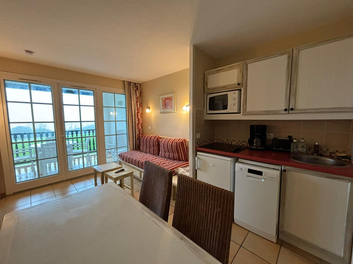 T2 avec piscine et terrasse vue mer à Urrugne - Photo 16