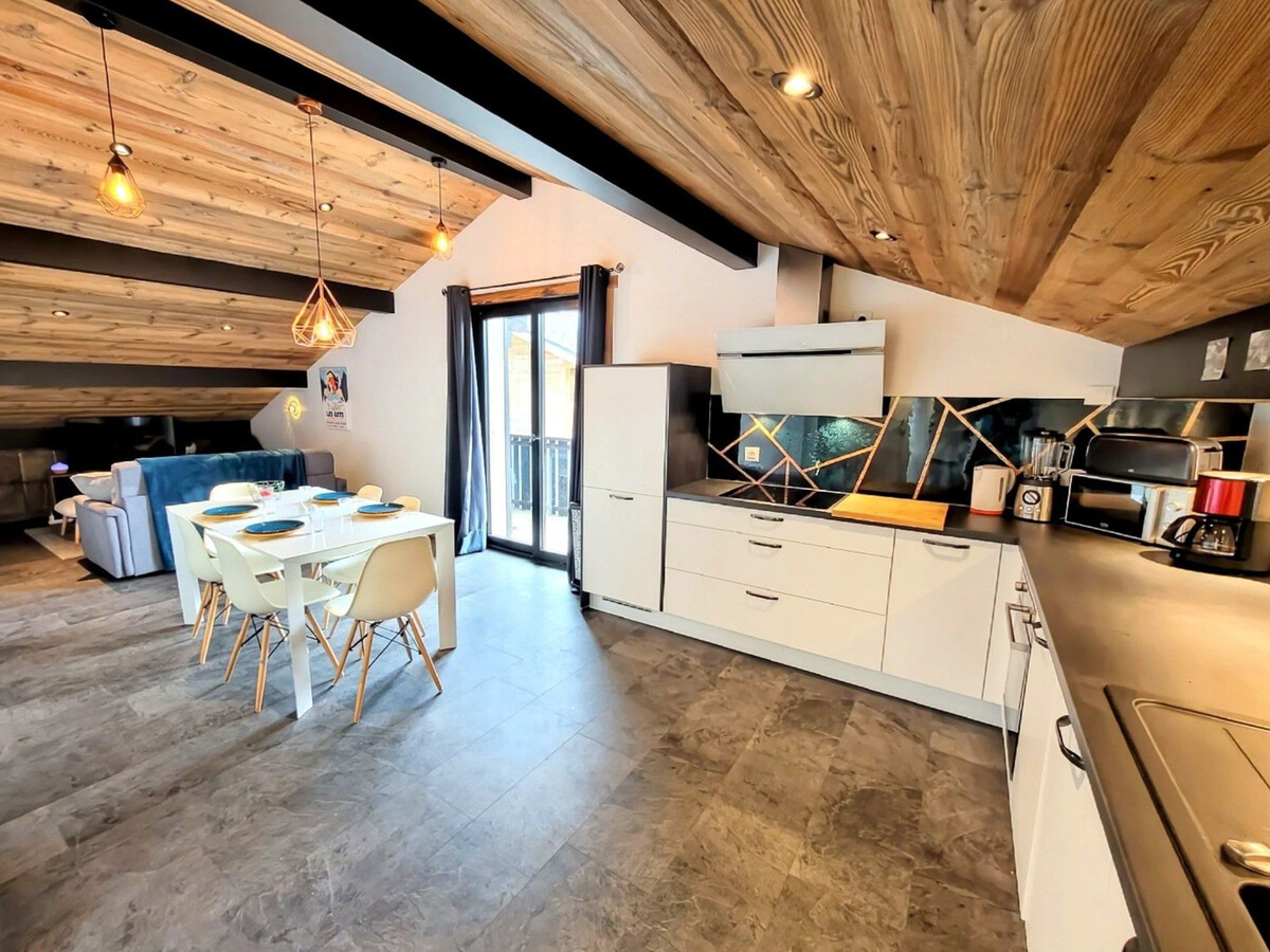 Appartement 2 chambres Les Gets, vue pistes et balcon sud-ouest - Photo 1