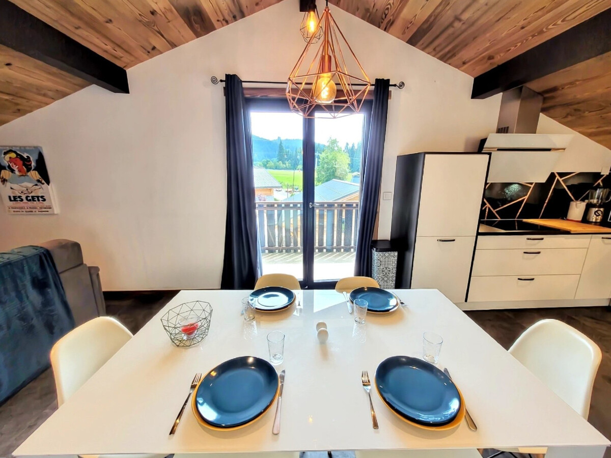 Appartement 2 chambres Les Gets, vue pistes et balcon sud-ouest - Photo 10