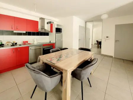 T3 moderne RDC avec piscine et garage à Canet : photo 7