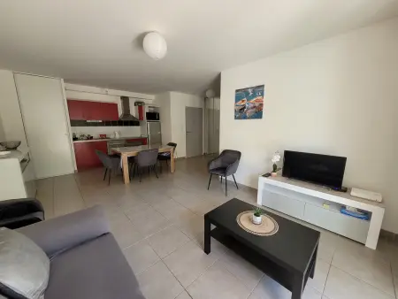 T3 moderne RDC avec piscine et garage à Canet : photo 16