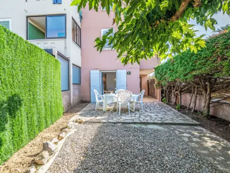 Appartement rénové 2024 à Saint-Pierre-la-Mer, terrasse 12 m² : photo 12