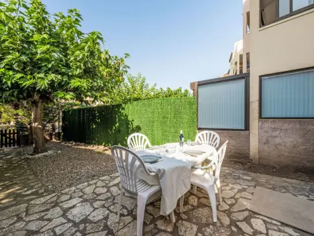 Appartement rénové 2024 à Saint-Pierre-la-Mer, terrasse 12 m² : photo 14