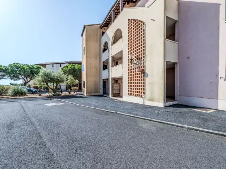 Appartement rénové 2024 à Saint-Pierre-la-Mer, terrasse 12 m² : photo 18