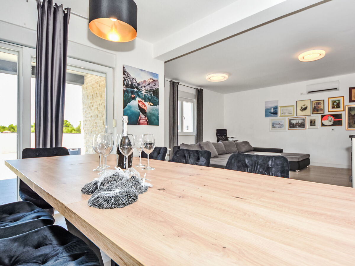 Maison Jurica à Vrsi avec piscine privée 8 x 4 m - Photo 14