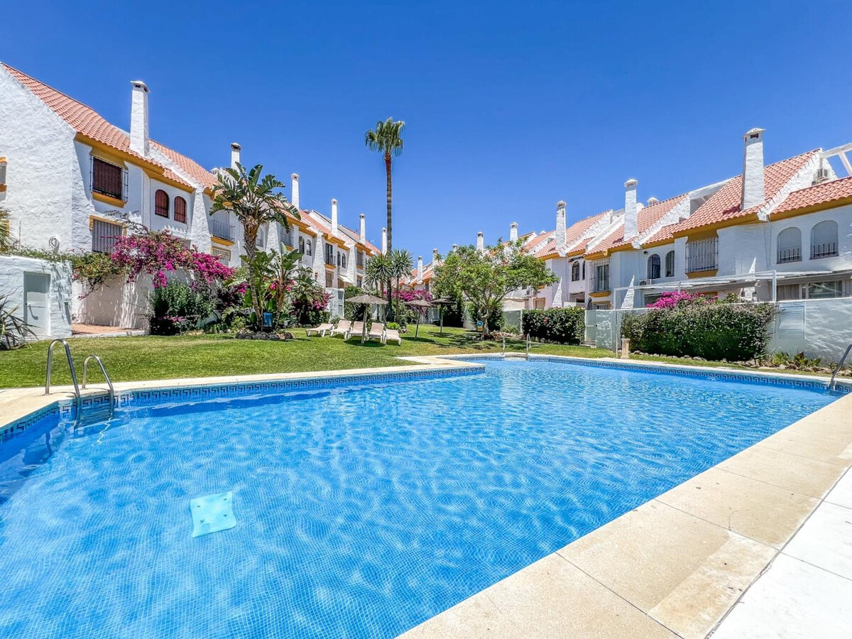 Maison de ville 3 chambres avec jardin et piscine à Estepona - Photo 9