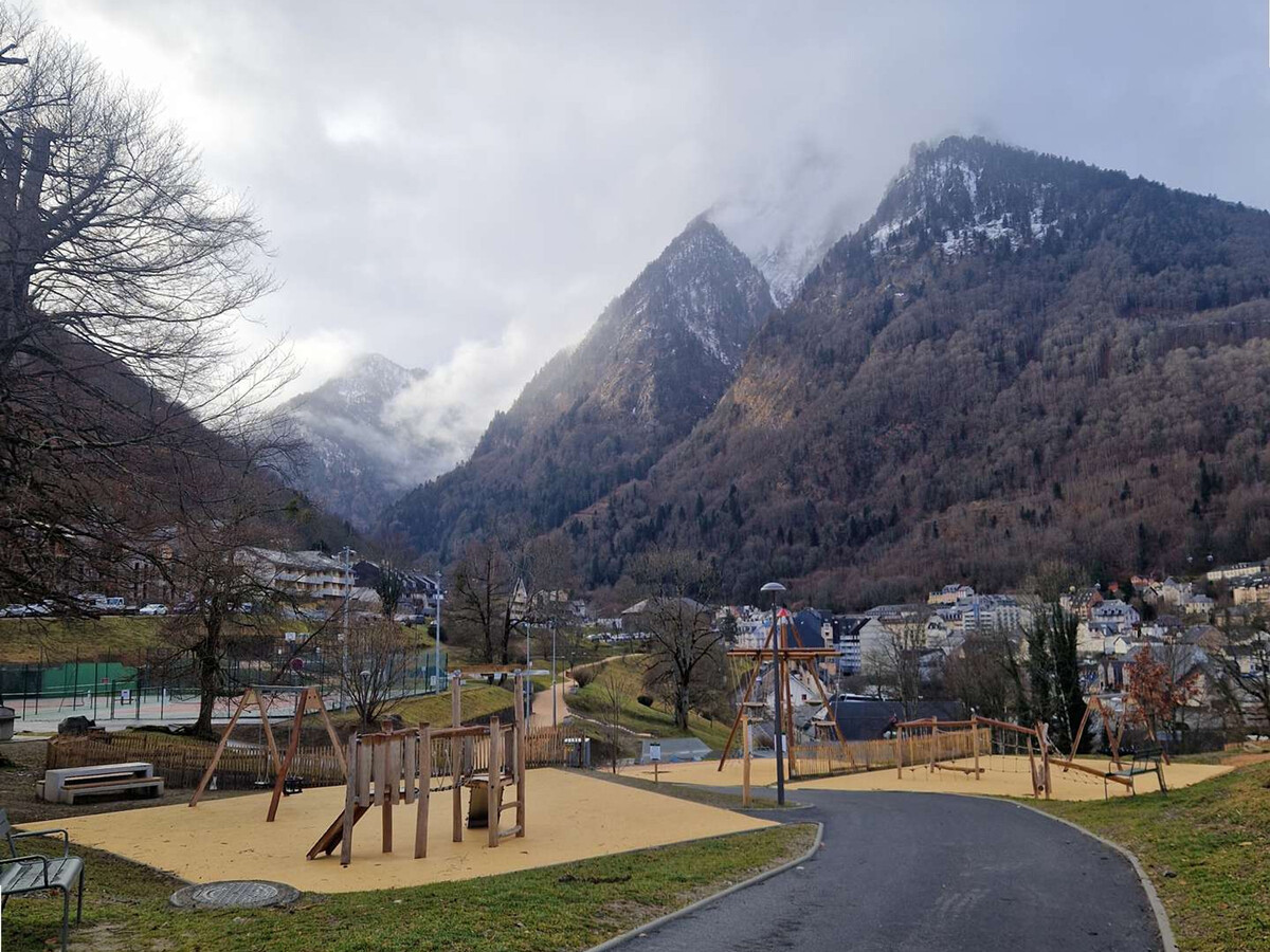T3 Cauterets, terrasse, parking, animaux acceptés - Photo 11
