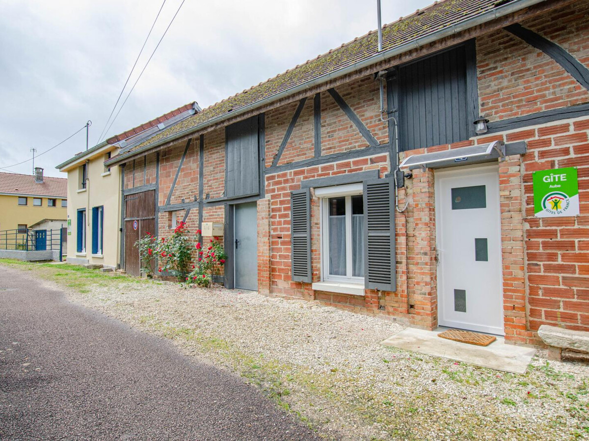 Deux gîtes familiaux avec jardin clos et vélos à Brévonnes - Photo 21