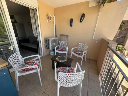 Location appartement à Port Camargue, Appt 2 pièces avec terrasse, clim, piscine, parking à Port Camargue