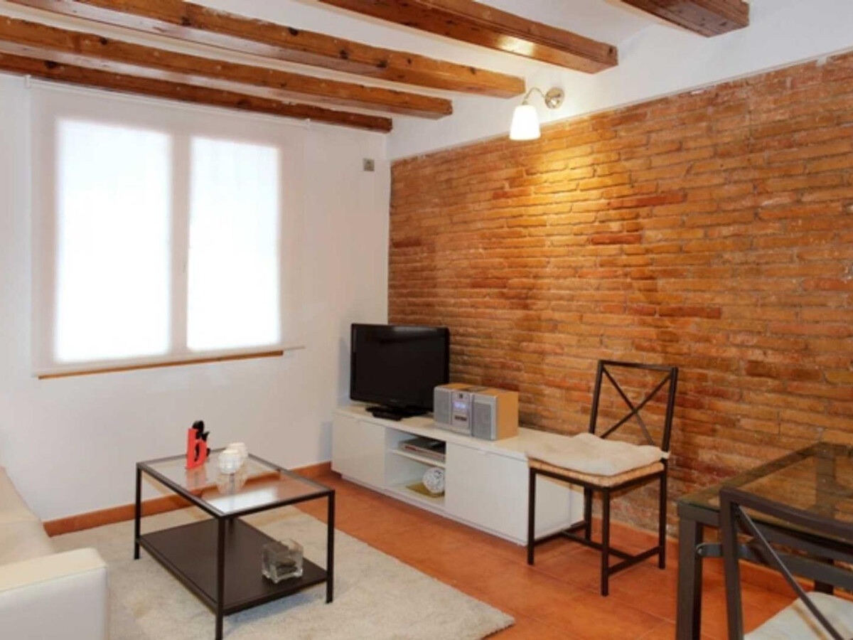 Appartement 5 pers. à Barcelone, charme XXe siècle rénové - Photo 2