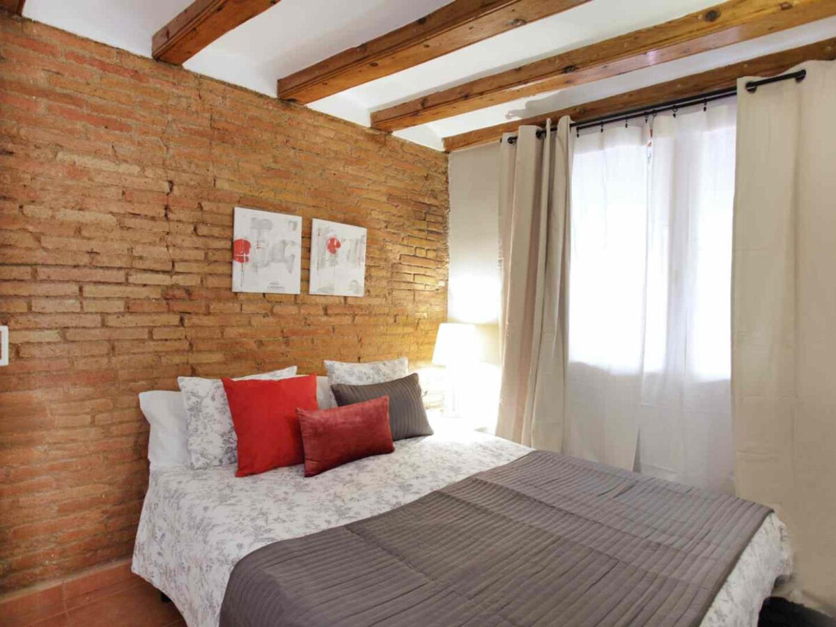 Appartement 5 pers. à Barcelone, charme XXe siècle rénové - Photo 6