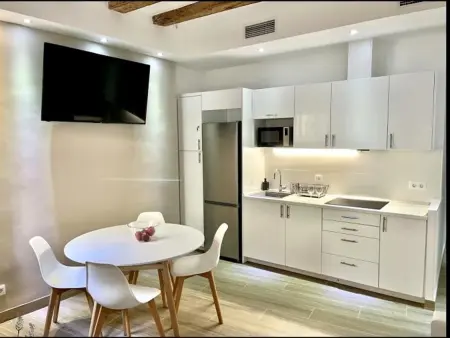 Appartement rénové à Barcelone, 2 chambres et 2 salles de bains : photo 8
