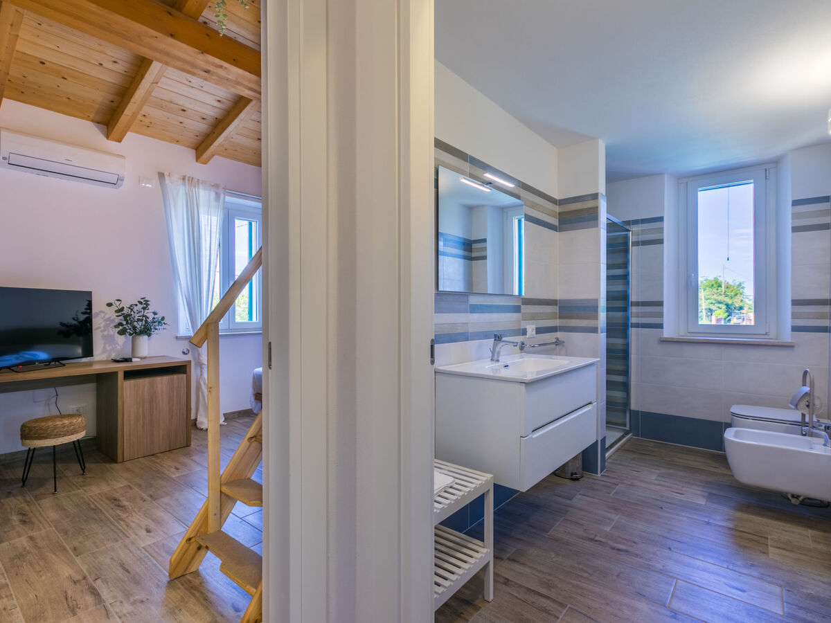 Da Lisa – Maison rénovée 2024 avec piscine près de Cecina - Photo 33