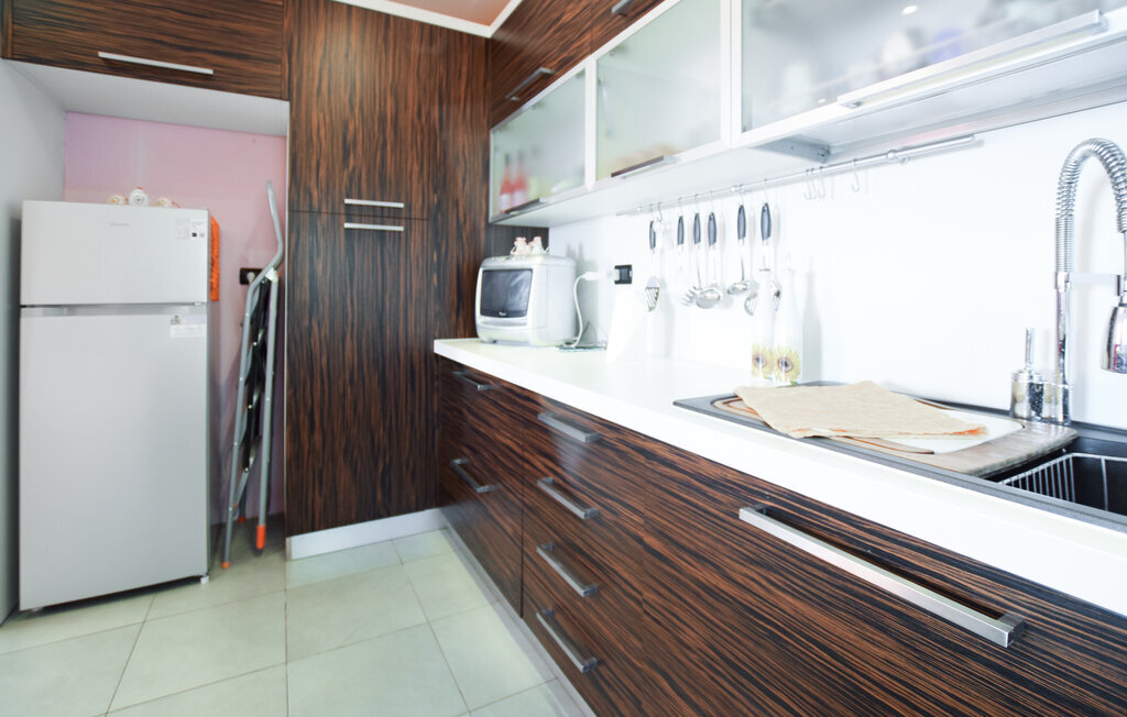 Maison 200m² avec jardin privé à Villa Celiera - Photo 7