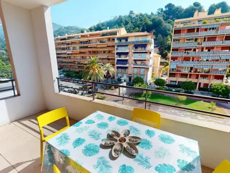 Appartement 2P centre Menton, terrasse et parking : photo 3