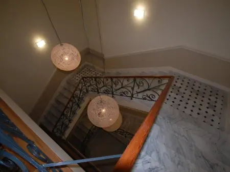 Appartement 2P centre Menton, terrasse et parking : photo 17