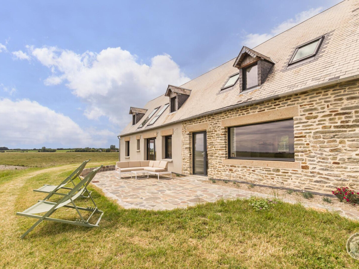 Gîte 10 pers. à Vains avec vue 180° sur les grèves - Photo 1
