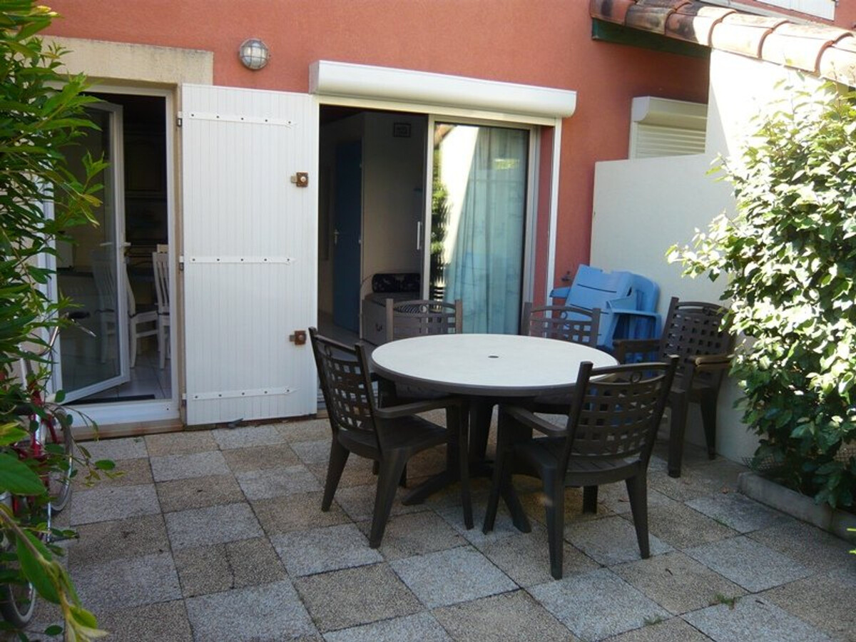 Maisonnette provençale duplex, piscine et parking privé - Photo 3