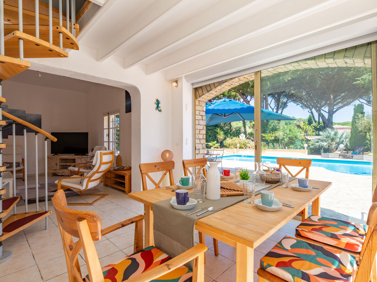 Villa Ohana à Sainte Maxime, piscine et jardin 1700 m² - Photo 3