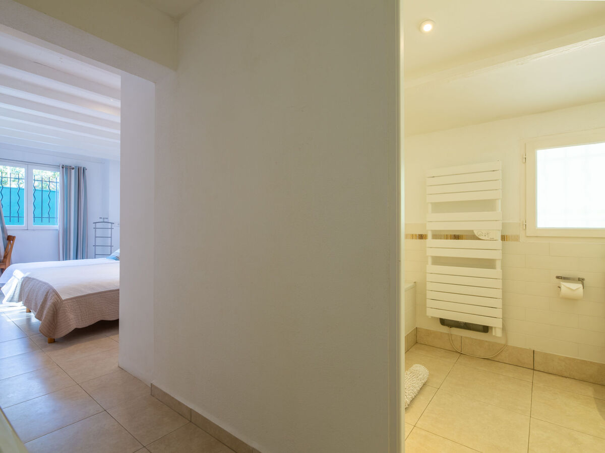 Villa Ohana à Sainte Maxime, piscine et jardin 1700 m² - Photo 16