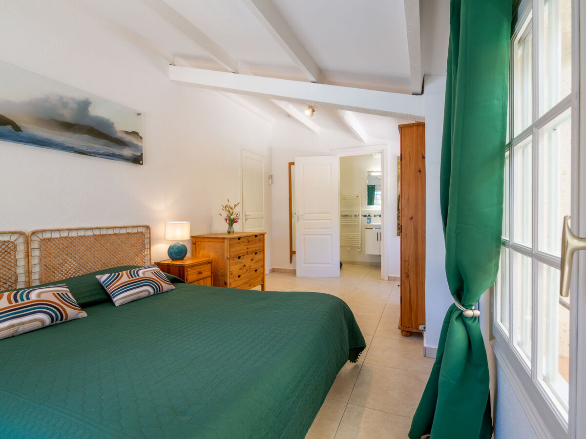 Villa Ohana à Sainte Maxime, piscine et jardin 1700 m² - Photo 19