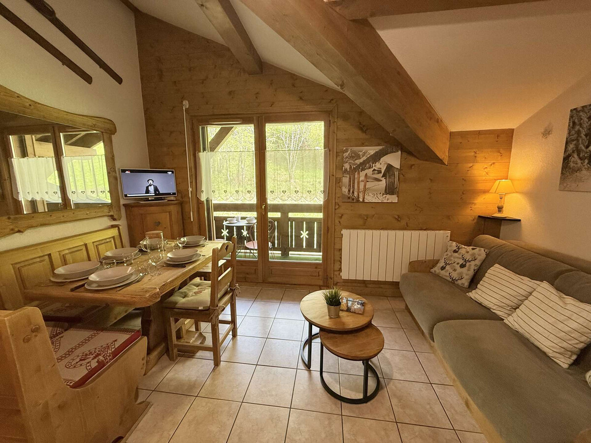 Studio 6 pers. Praz-sur-Arly : mezzanine, cabine, balcon - Photo 5