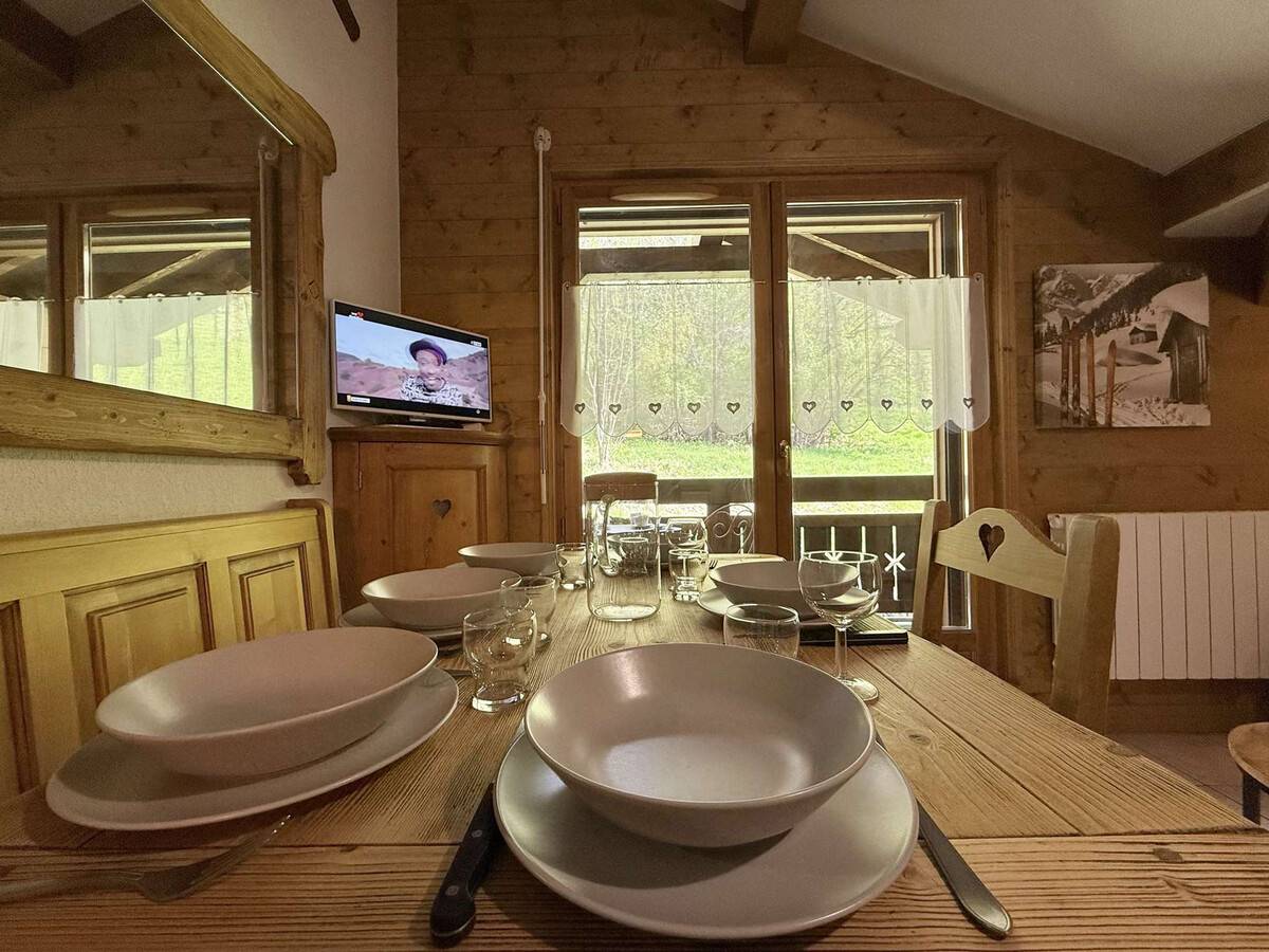 Studio 6 pers. Praz-sur-Arly : mezzanine, cabine, balcon - Photo 6