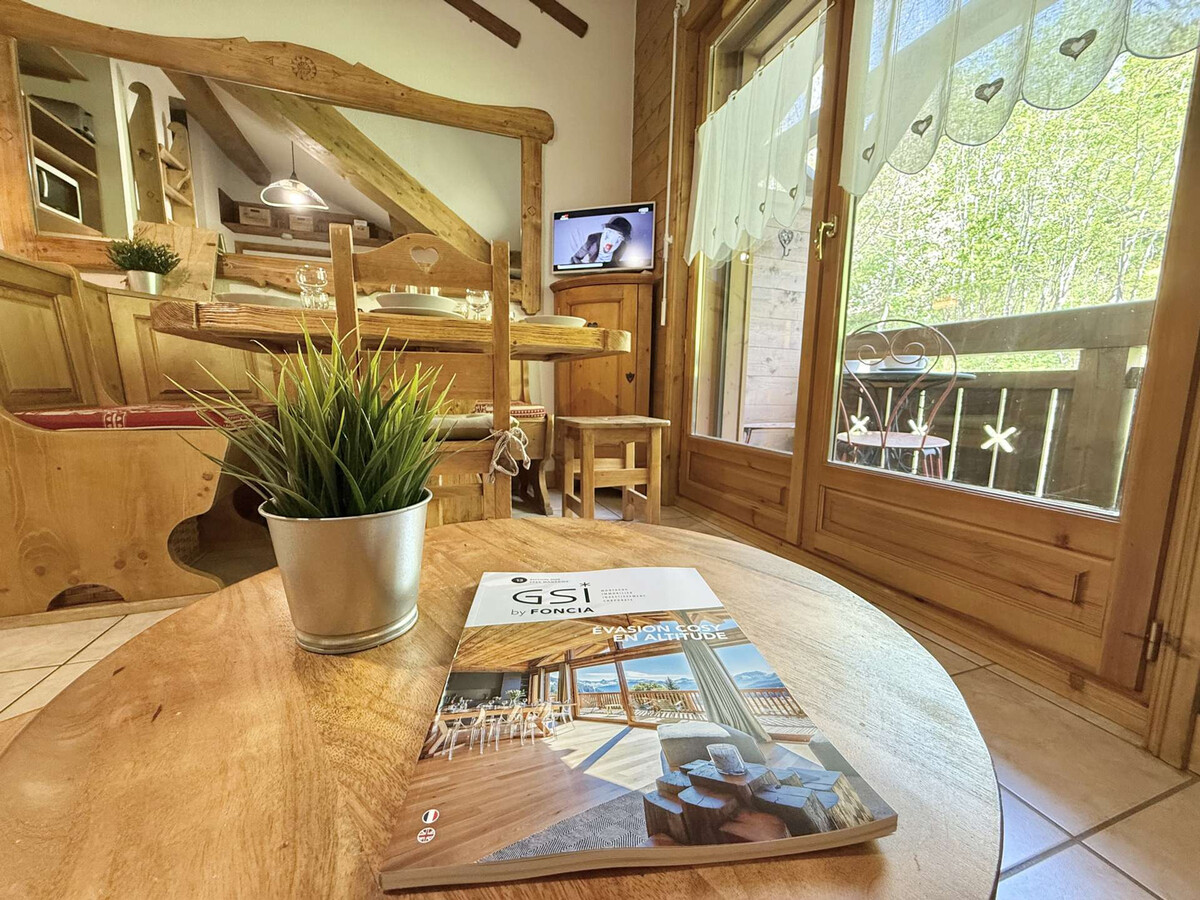 Studio 6 pers. Praz-sur-Arly : mezzanine, cabine, balcon - Photo 7