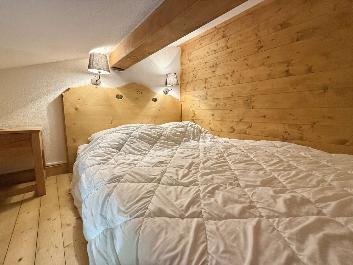 Studio 6 pers. Praz-sur-Arly : mezzanine, cabine, balcon - Photo 9