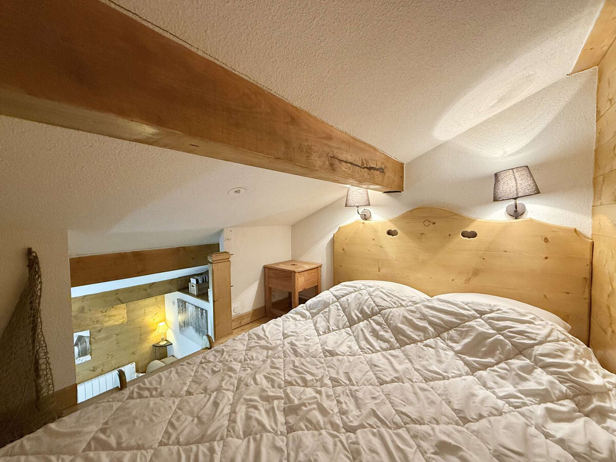 Studio 6 pers. Praz-sur-Arly : mezzanine, cabine, balcon - Photo 11