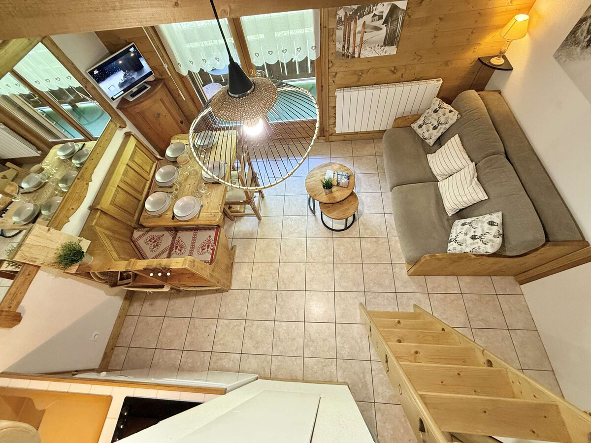 Studio 6 pers. Praz-sur-Arly : mezzanine, cabine, balcon - Photo 12