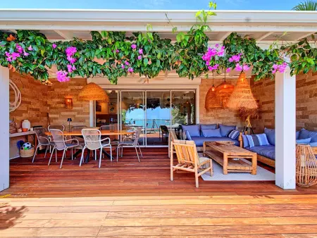 Location appartement à Saint Martin , Villa Chloé - Luxe et Accès Direct à la Mer à Saint-Martin