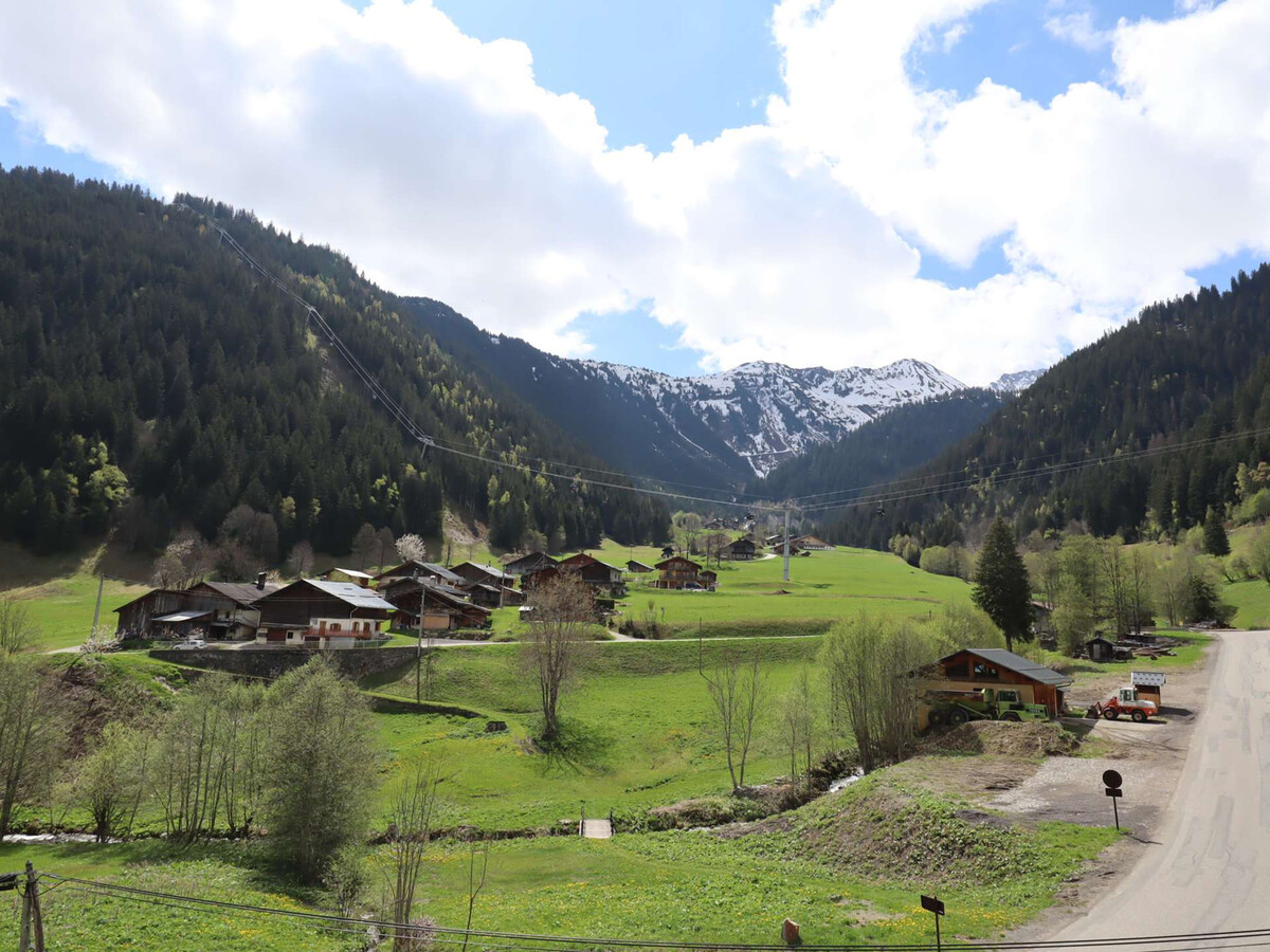 Duplex 83m² aux pieds des pistes avec garage - Photo 6